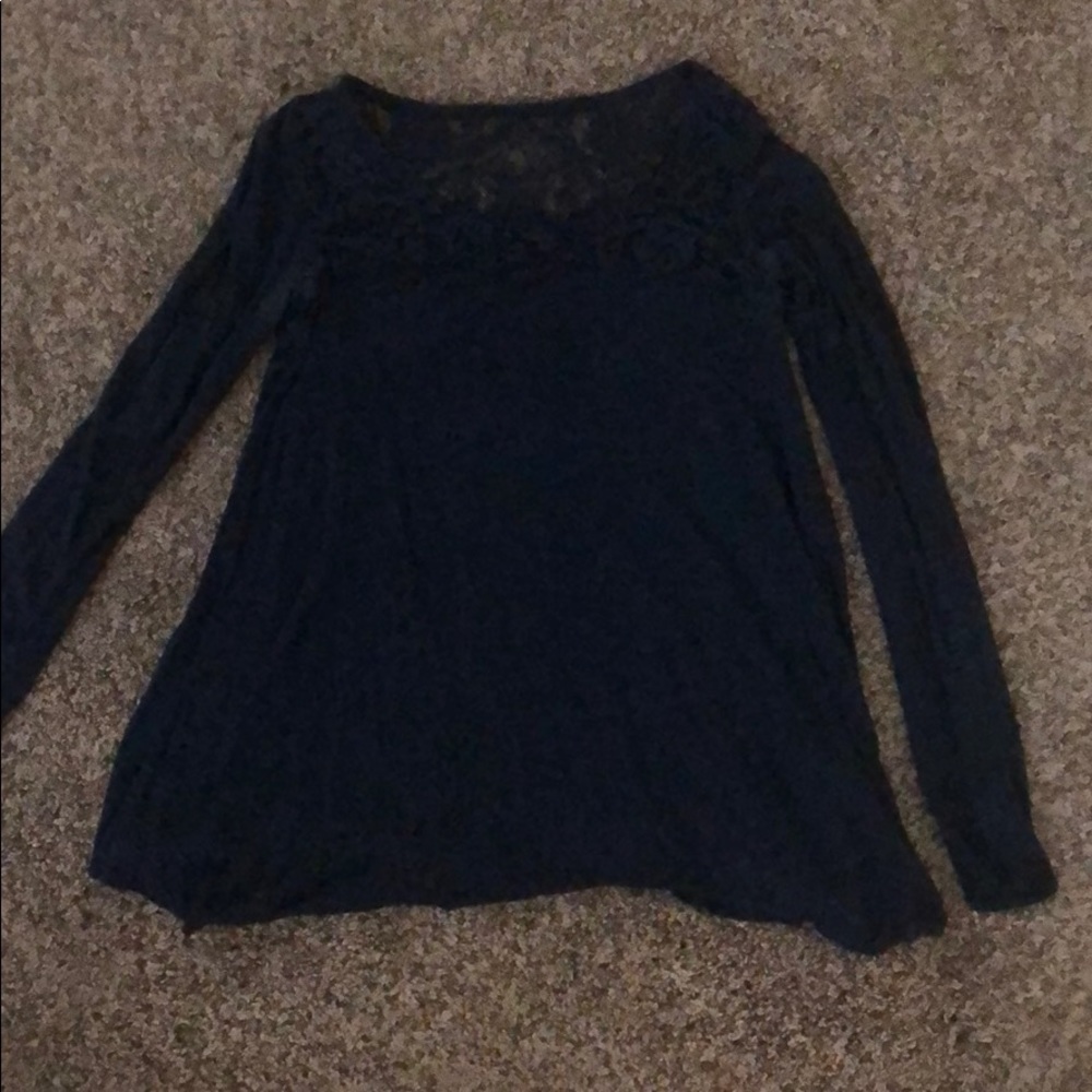 Hollister top